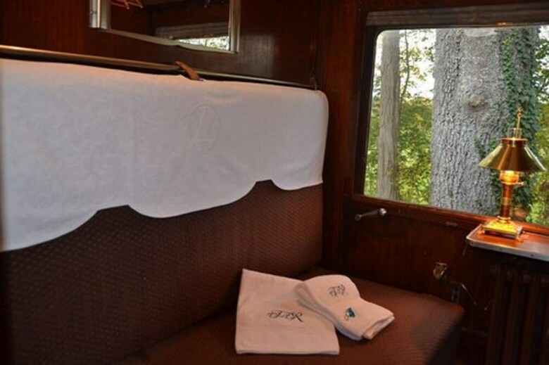 Bed & Breakfast Hotel Restaurant Train Des Reves