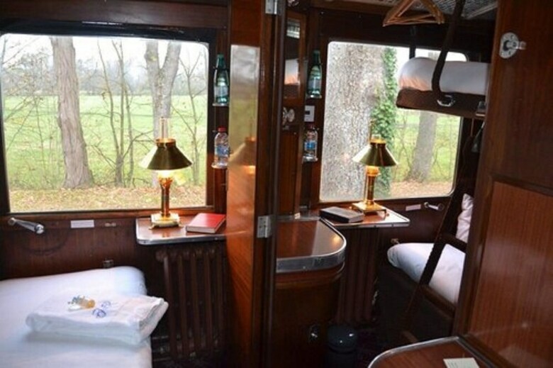 Bed & Breakfast Hotel Restaurant Train Des Reves