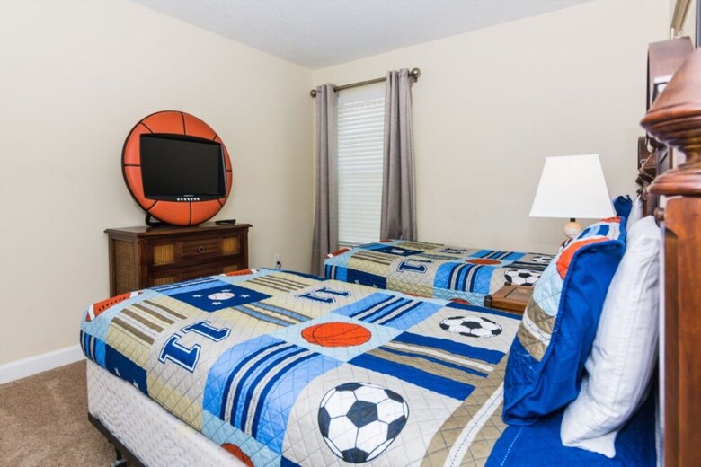Lovely Vacation Home With Pool Pp8902