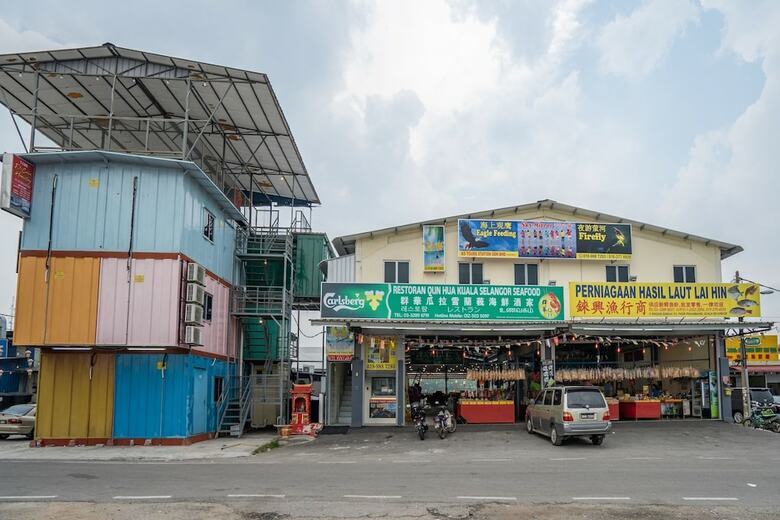 Hotel Oyo 89410 Z&h Homestay