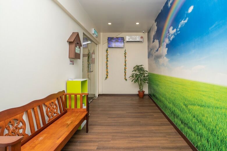 Hotel Oyo 89410 Z&h Homestay