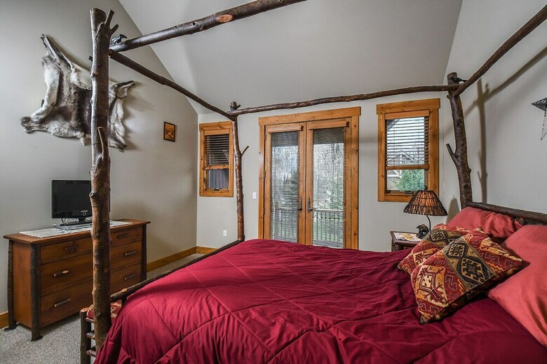 Glamping On The Mountain