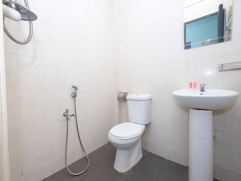Oyo 89339 Marjan Hotel