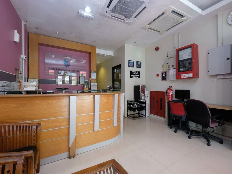 Oyo 89339 Marjan Hotel