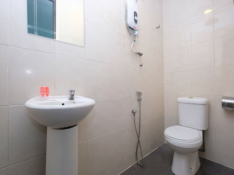Oyo 89339 Marjan Hotel