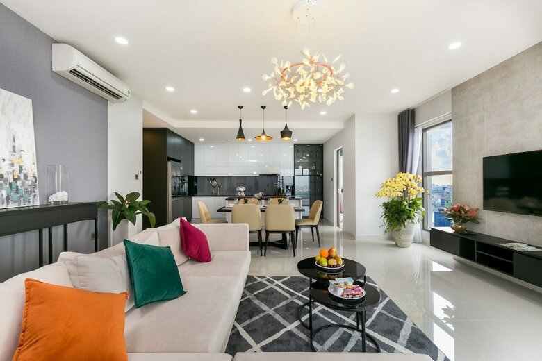 Aparthotel Justay Millennium Riverside