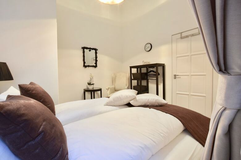 Luxury Apartment By Hi5 - Havas Street