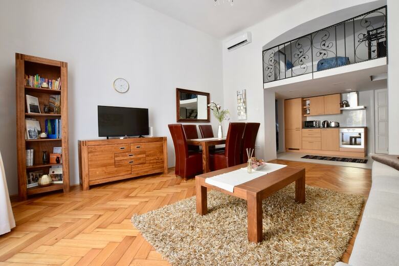 Luxury Apartment By Hi5 - Havas Street