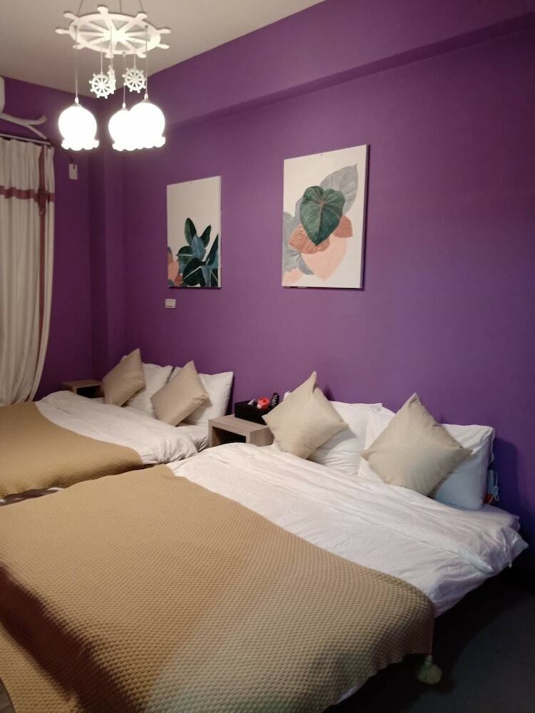 Hotel Second Home