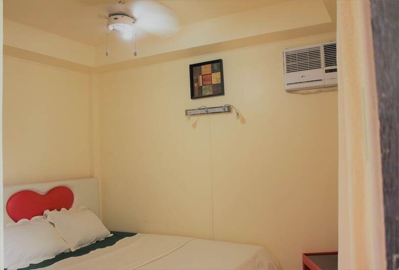 Hotel Pundaquit Luxury Resort