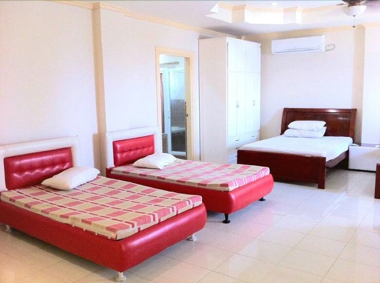 Hotel Pundaquit Luxury Resort