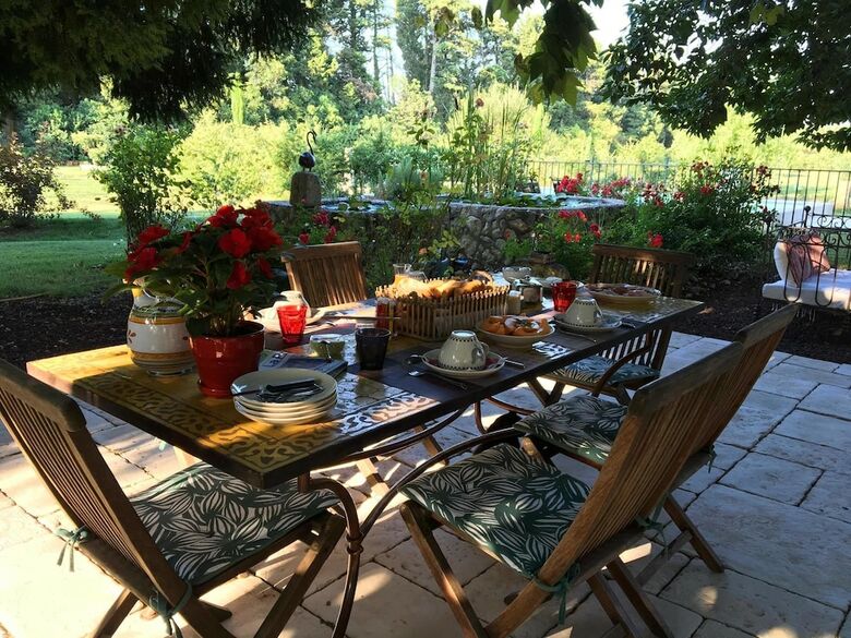 Bed & Breakfast Mas de La Respelido