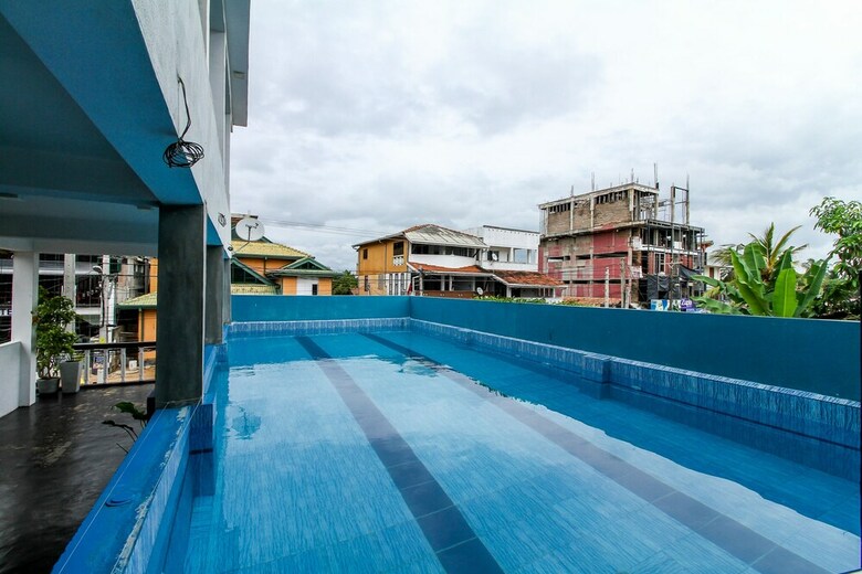 Hotel Oyo 338 Deep Sea Resort