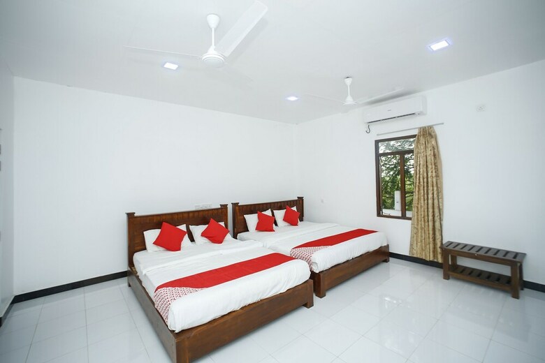 Oyo 310 Sea Lagoon Beach Hotel