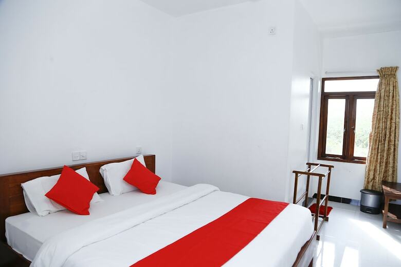 Oyo 310 Sea Lagoon Beach Hotel