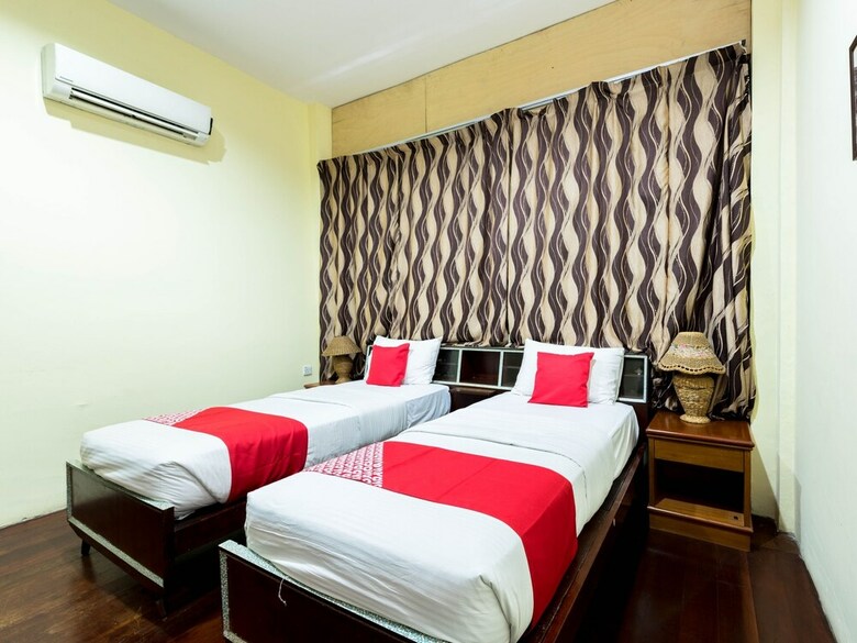 Hotel Oyo 89368 Cintra House
