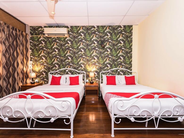 Hotel Oyo 89368 Cintra House