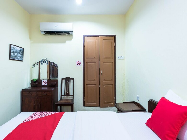 Hotel Oyo 89368 Cintra House
