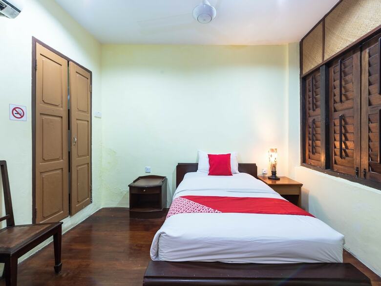 Hotel Oyo 89368 Cintra House