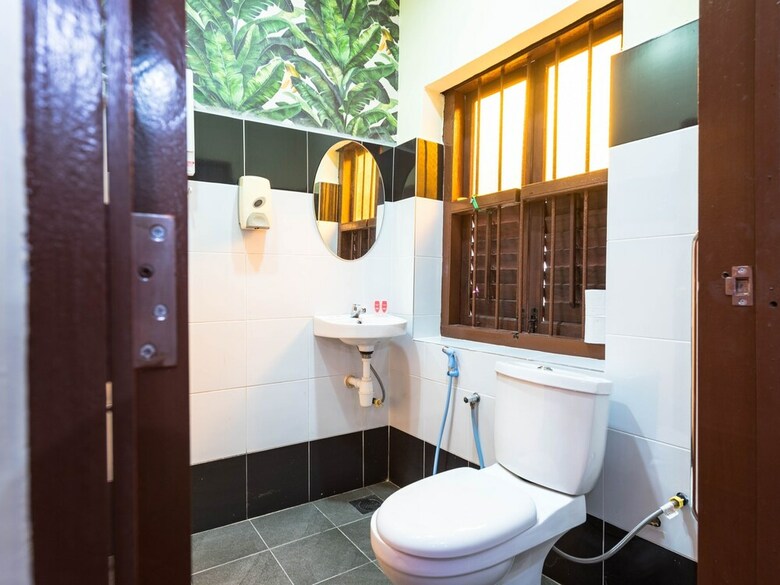 Hotel Oyo 89368 Cintra House
