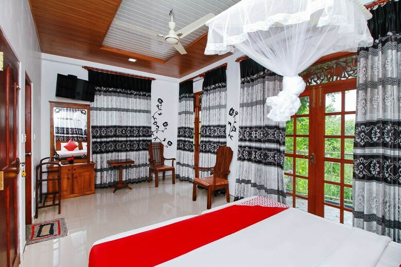 Hotel Oyo 332 Jj Villa