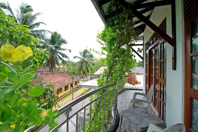 Hotel Oyo 332 Jj Villa