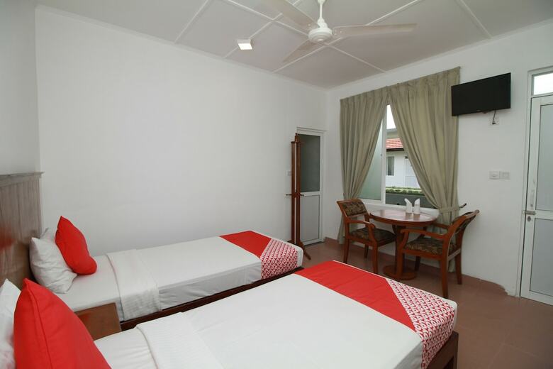 Hotel Oyo 272 Garden Beach