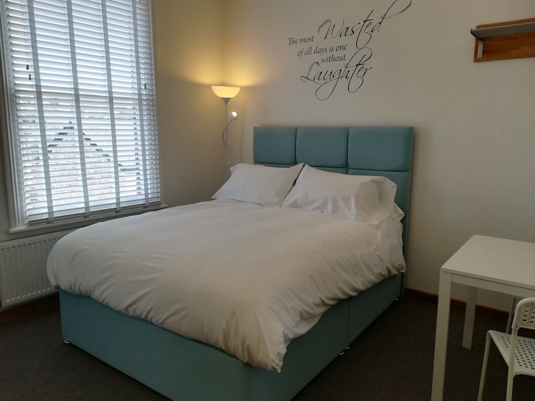 Mcmillan House Studio Apartments