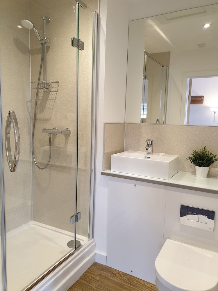 Mcmillan House Studio Apartments