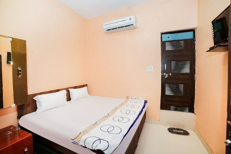 Spot On 46331 Hotel Kusha's