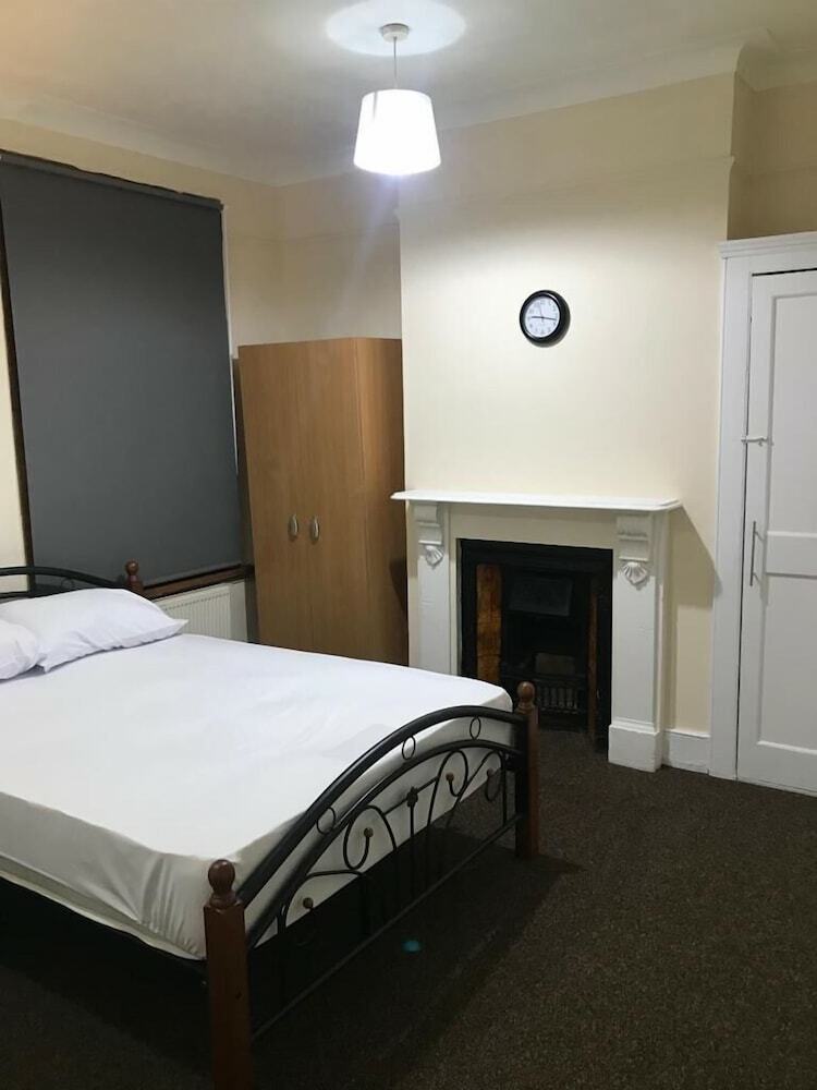 Bed & Breakfast Araagon Homes