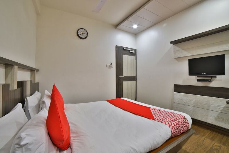 Oyo 29341 Hotel Princess