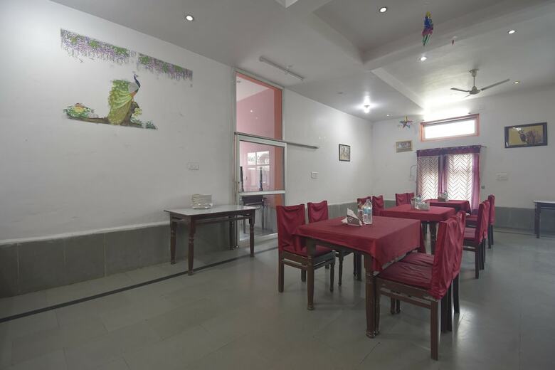 Oyo 47389 Hotel Sun N Star