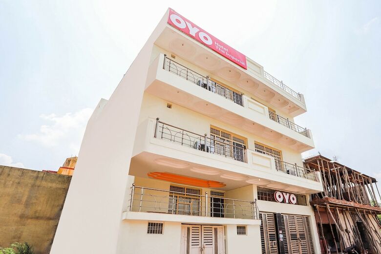Oyo 43958 The Imperial Hotel
