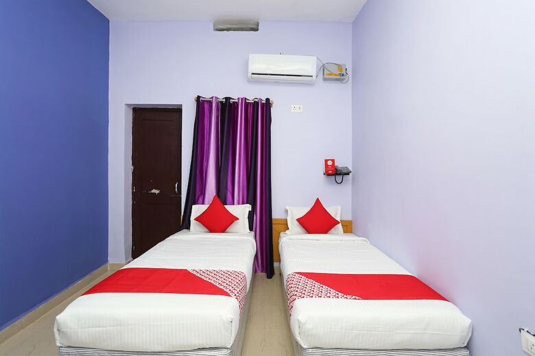 Oyo 27914 Hotel Lord Buddha