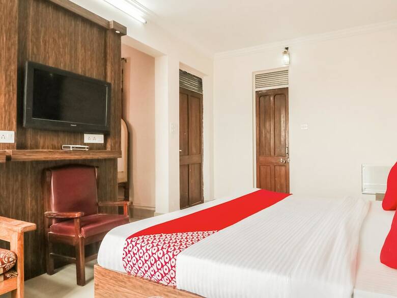 Oyo 26140 Hotel Vashistha