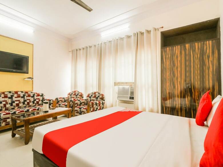 Oyo 26140 Hotel Vashistha