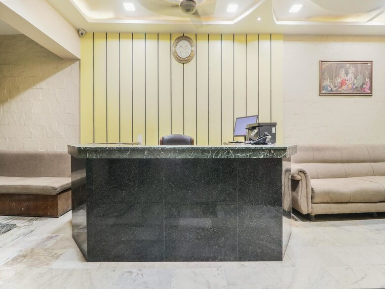 Oyo 26140 Hotel Vashistha
