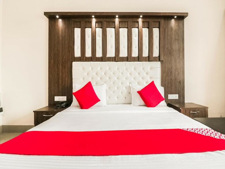 Oyo 26140 Hotel Vashistha