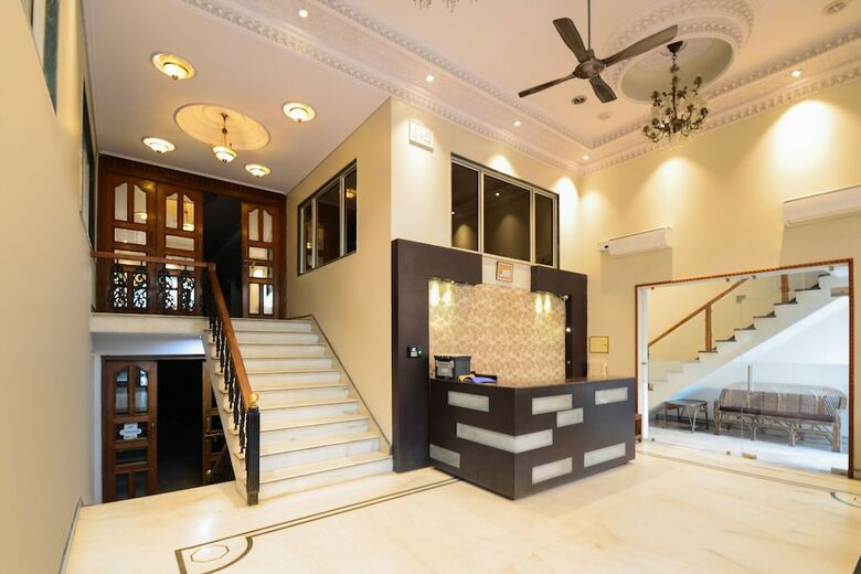 Capital O 7200 Hotel Yks