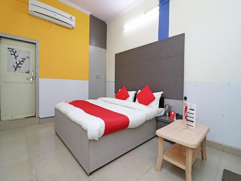 Oyo 24172 Hotel Jp Heights