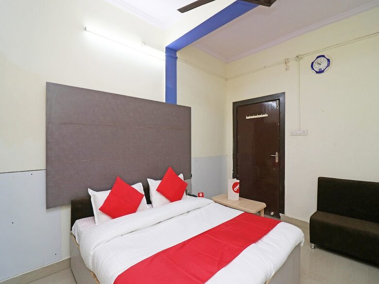 Oyo 24172 Hotel Jp Heights