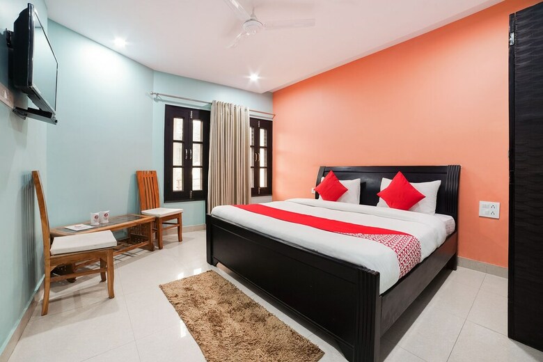 Oyo 46312 Hotel Cedar Plaza