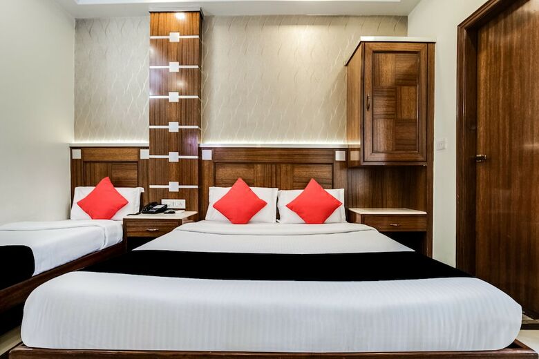 Capital O 312 Hotel Aster Inn