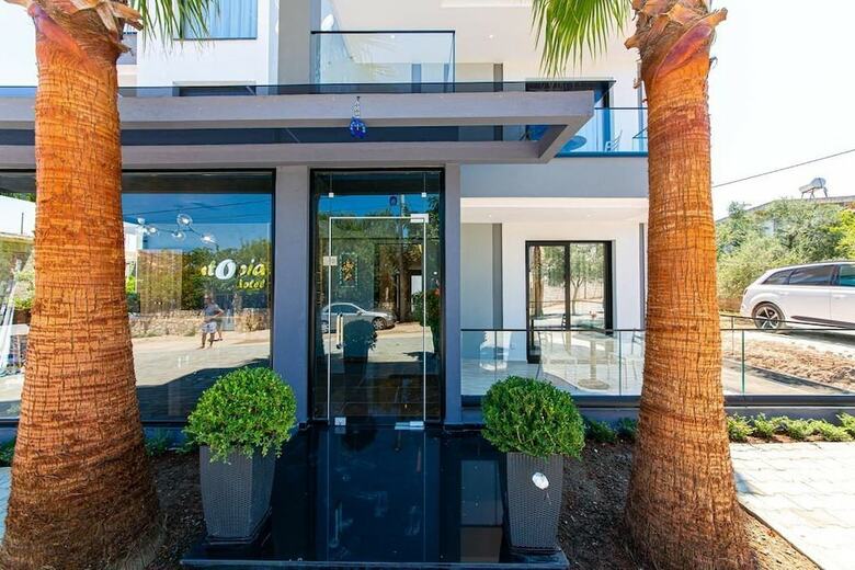 Hotel Utopia