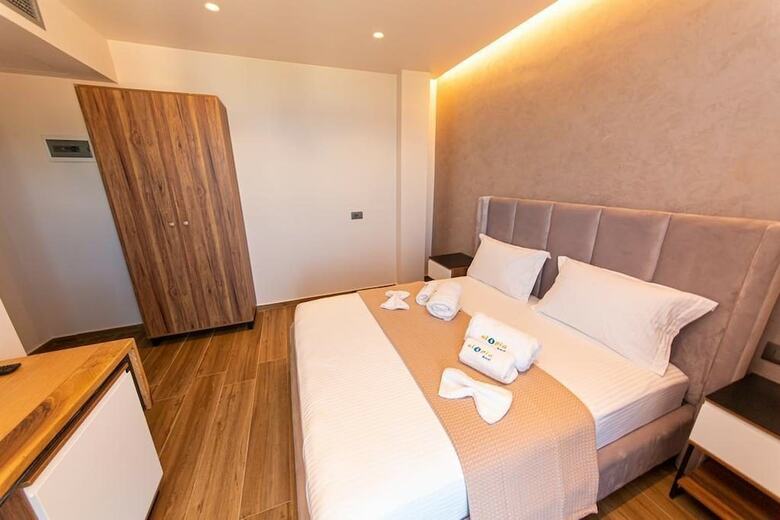 Hotel Utopia