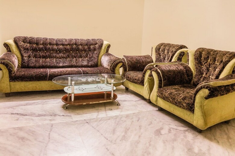 Hotel Oyo 46660 Manjushree Club 10