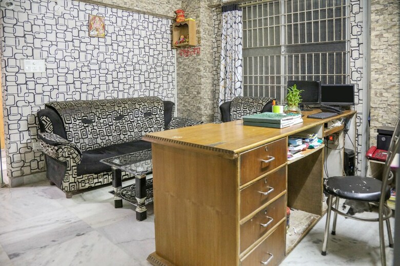 Hotel Oyo 46660 Manjushree Club 10