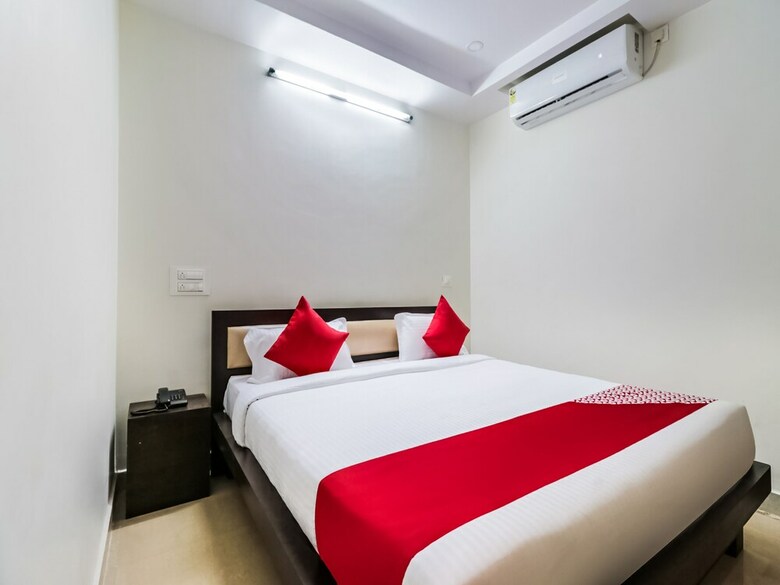 Hotel Oyo 29000 Srk Inn