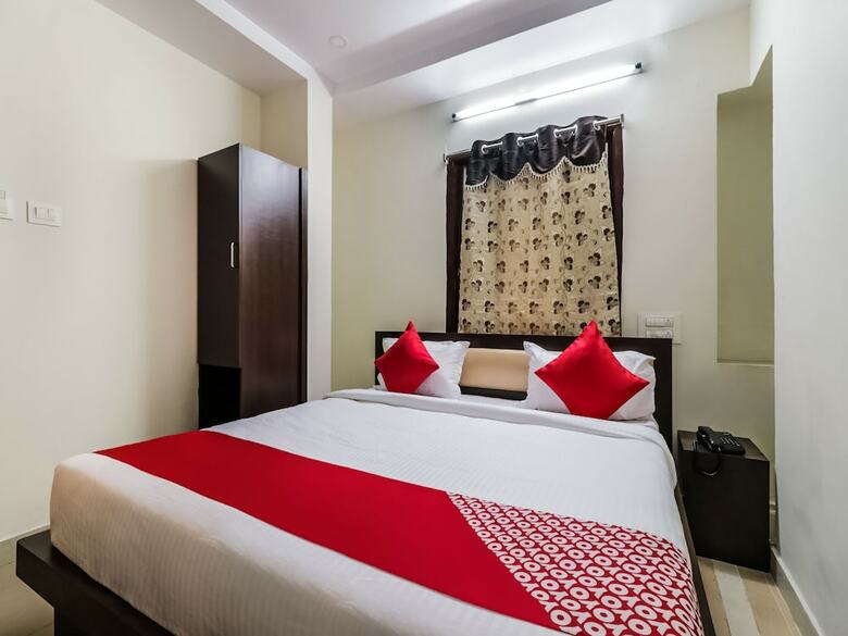 Hotel Oyo 29000 Srk Inn